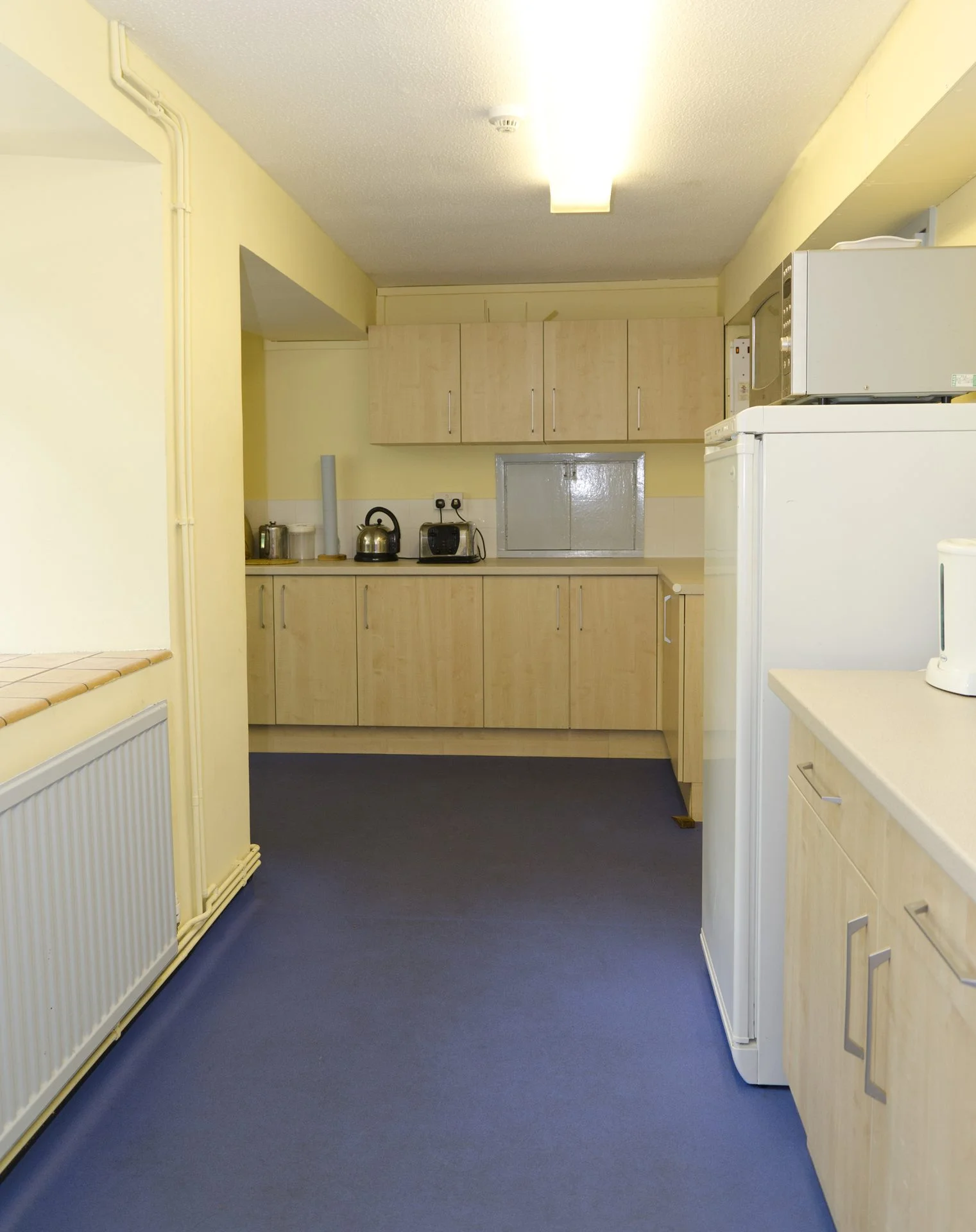 Kitchen Oven & Microwaves